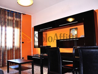 Trilocale in Affitto a Settimo Torinese, zona Centrale, 550&euro;, 65 m², arredato