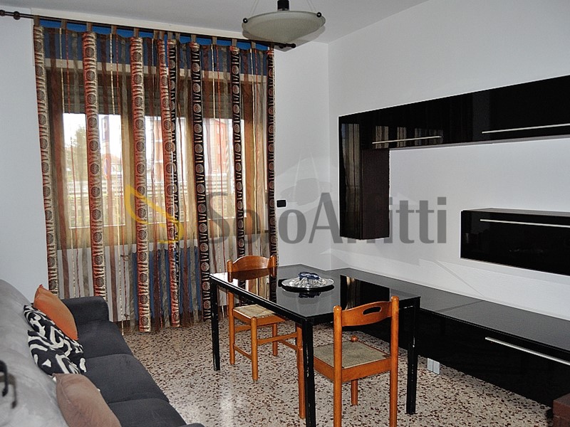 Trilocale in Affitto a Settimo Torinese, zona Centrale, 500&euro;, 65 m², arredato