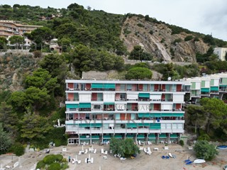 Bilocale in Vendita a Sanremo, 200'000&euro;, 48 m²