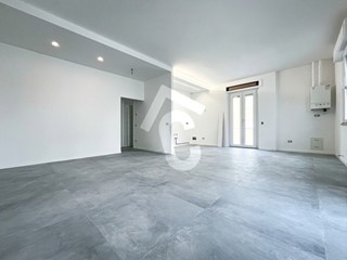 Trilocale in Vendita a Jesi, zona ZONA 4B, 199'000&euro;, 113 m², con Box