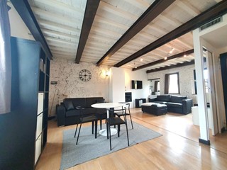 Bilocale in Vendita a Lucca, 238'000&euro;, 51 m², arredato