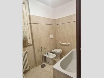 Trilocale in Vendita a Lesmo, 151'713&euro;, 116 m², con Box