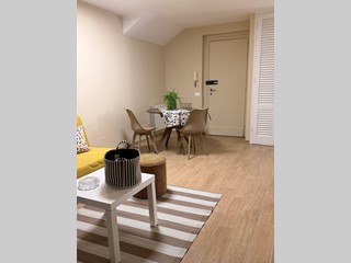 Trilocale in Vendita a Camaiore, zona Lido di Camaiore, 255'000&euro;, 60 m², arredato