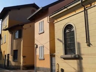 Bilocale in Vendita a Arcore, 53'250&euro;, 51 m²