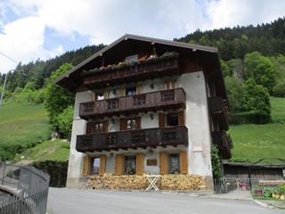 Quadrilocale in Vendita a Vilminore di Scalve, zona Nona, 97'500&euro;, 163 m²