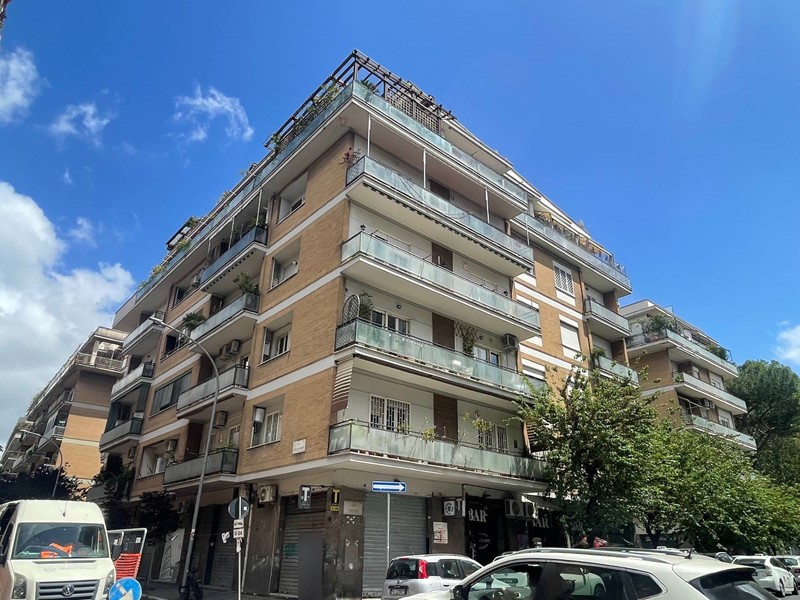 Trilocale in Vendita a Roma, 498'000&euro;, 95 m²