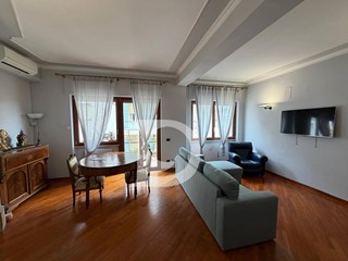Trilocale in Affitto a Pescara, 1'500&euro;, 124 m²