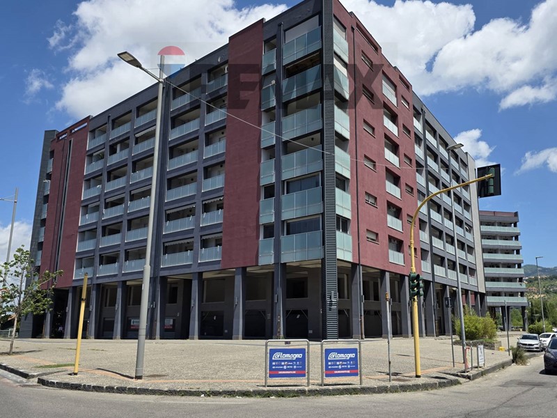 Quadrilocale in Vendita a Cosenza, 169'000&euro;, 100 m²