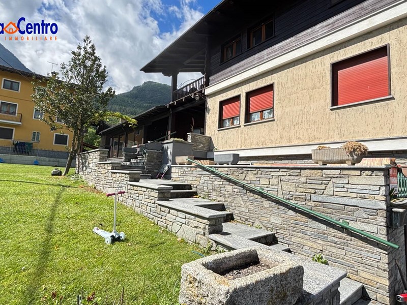 Trilocale in Vendita a Fènis, 100'000&euro;, 85 m²