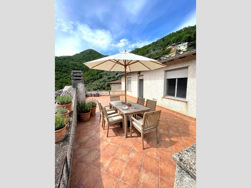 Attico in Vendita a Borghetto d'Arroscia, 45'000&euro;, 60 m²