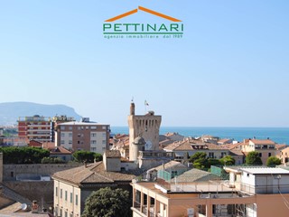 Trilocale in Vendita a Porto Recanati, 250'000&euro;, 100 m²