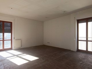 Appartamento in Vendita a Fabriano, 70'000&euro;, 115 m²