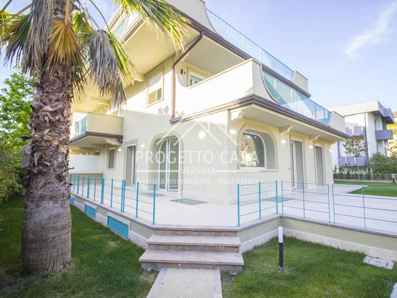 Appartamento in Vendita a Viareggio, 1'280'000&euro;, 230 m²