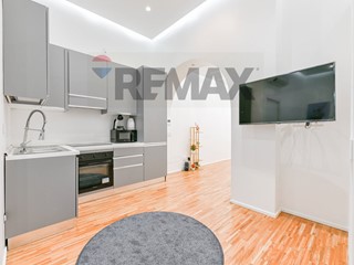 Trilocale in Vendita a Milano, 350'000&euro;, 78 m²
