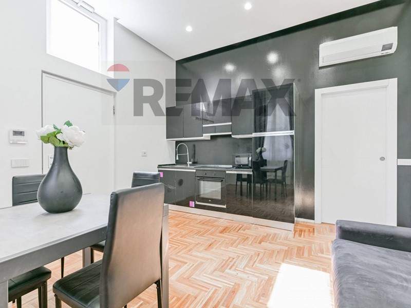 Trilocale in Vendita a Milano, 299'000&euro;, 67 m²