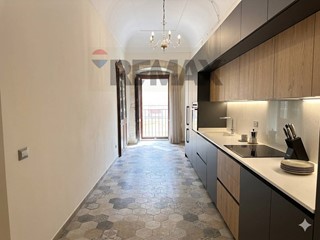 Appartamento in Vendita a Noto, 450'000&euro;, 160 m²