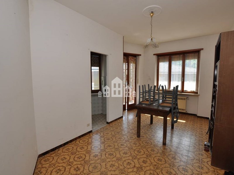 Trilocale in Vendita a Sparone, 20'000&euro;, 58 m²