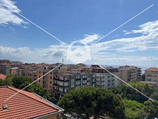 Trilocale in Vendita a Loano, 370'000&euro;, 90 m²