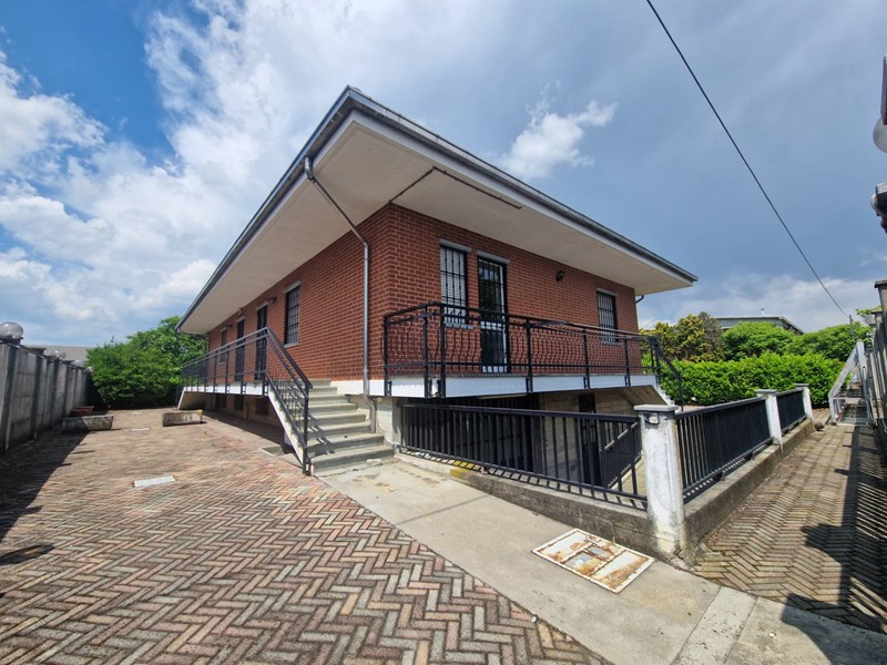 Trilocale in Vendita a Leinì, 125'000&euro;, 85 m²