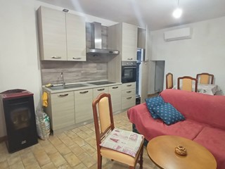Trilocale in Vendita a Crespina Lorenzana, 97'000&euro;, 65 m²