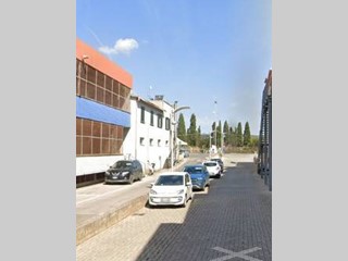 Appartamento in Vendita a Follonica, 69'450&euro;, 145 m²