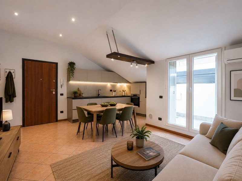 Attico in Vendita a Bergamo, 154'000&euro;, 82 m²