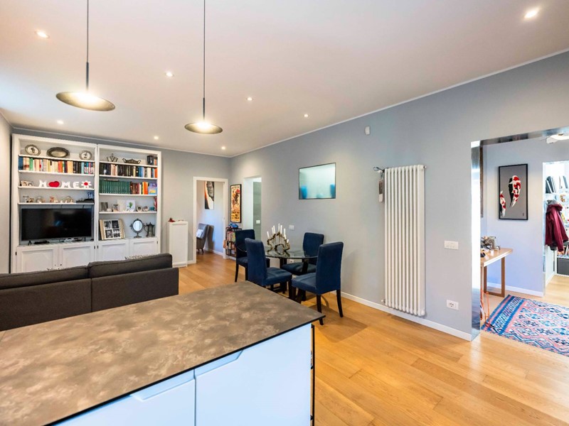 Trilocale in Vendita a Bergamo, 270'000&euro;, 121 m²