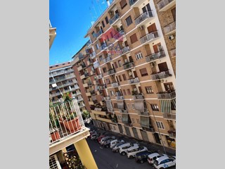Bilocale in Vendita a Roma, 330'000&euro;, 70 m²