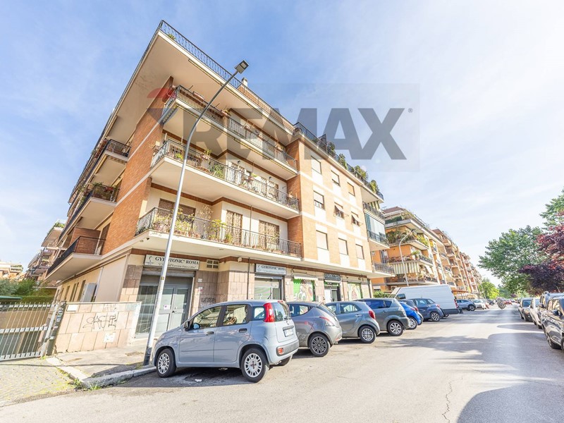 Trilocale in Vendita a Roma, 449'000&euro;, 110 m²