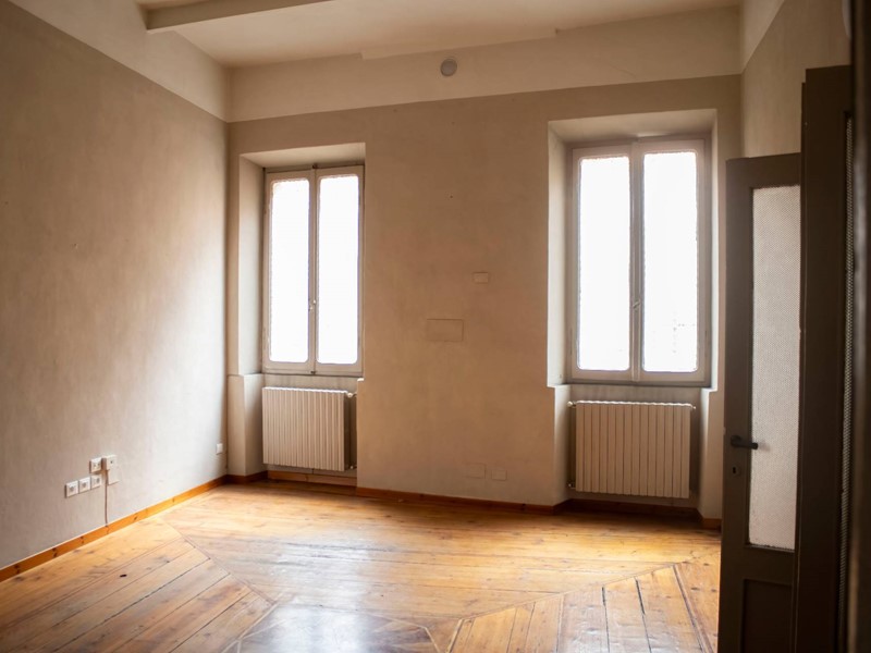 Bilocale in Vendita a Mantova, 120'000&euro;, 66 m²