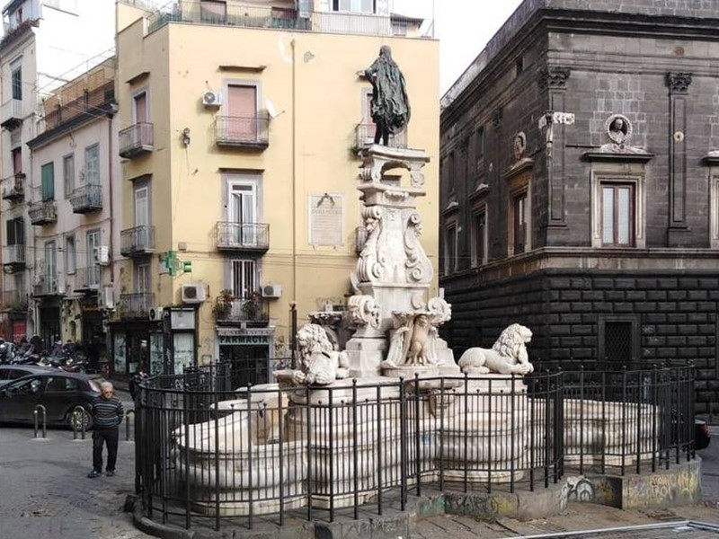 Quadrilocale in Vendita a Napoli, 385'000&euro;, 120 m²