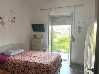 Appartamento in Vendita a Genova, 115'000&euro;, 79 m²