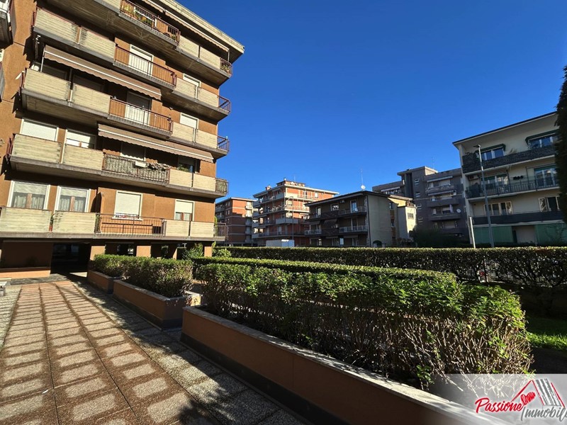 Quadrilocale in Vendita a Verona, 139'000&euro;, 103 m²