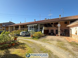 Bilocale in Vendita a Travagliato, 85'000&euro;, 71 m²