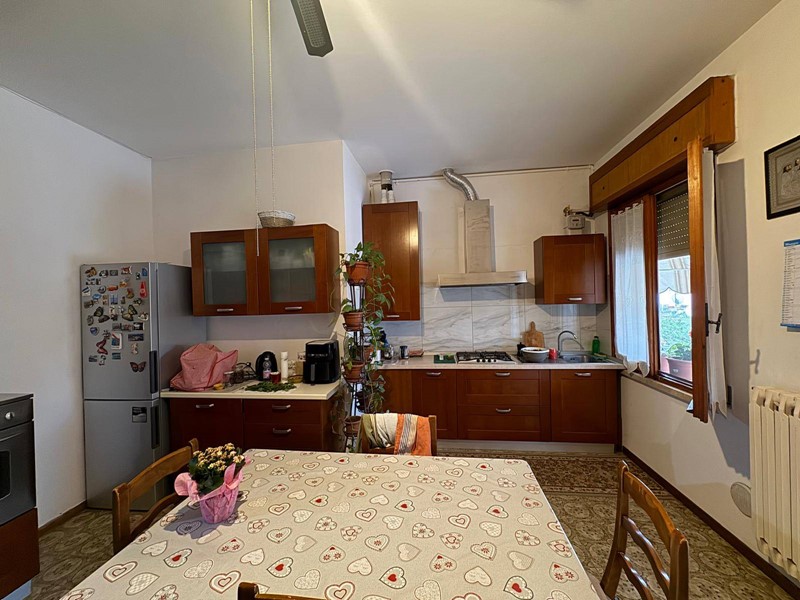 Trilocale in Vendita a Concordia sulla Secchia, 79'000&euro;, 129 m²