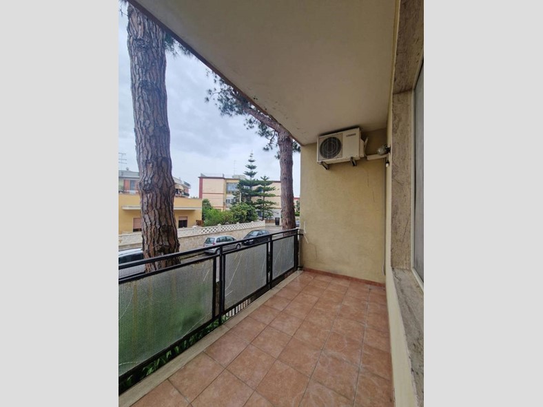 Trilocale in Affitto a Brindisi, 900&euro;, 150 m², arredato, con Box