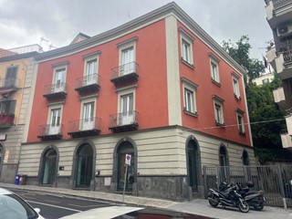Bilocale in Affitto a Pozzuoli, 950&euro;, 70 m², arredato
