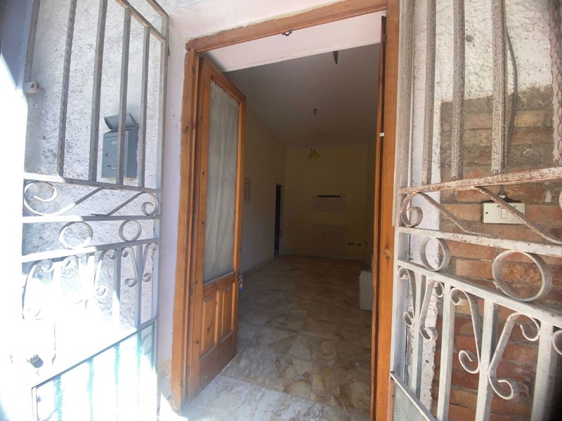 Bilocale in Vendita a Caivano, 22'000&euro;, 30 m²