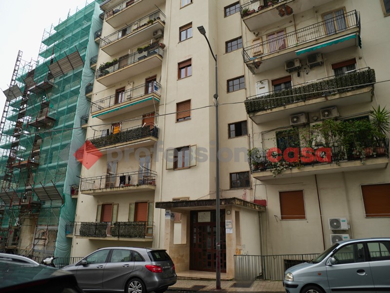 Quadrilocale in Vendita a Salerno, 187'000&euro;, 105 m²