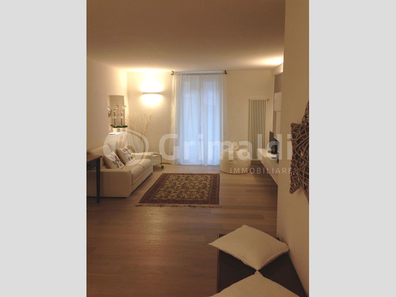 Appartamento in Affitto a La Spezia, 1'100&euro;, 130 m², arredato