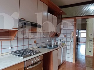 Quadrilocale in Vendita a Nettuno, 115'000&euro;, 80 m², con Box