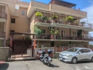 Trilocale in Vendita a Monterotondo, 269'000&euro;, 115 m², con Box