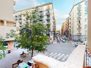 Trilocale in Vendita a Napoli, 410'000&euro;, 90 m²