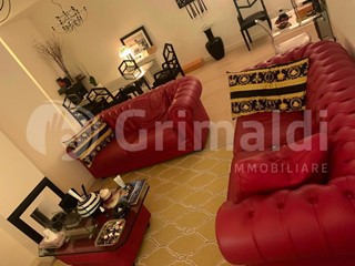 Trilocale in Affitto a Roma, 2'500&euro;, 105 m², arredato