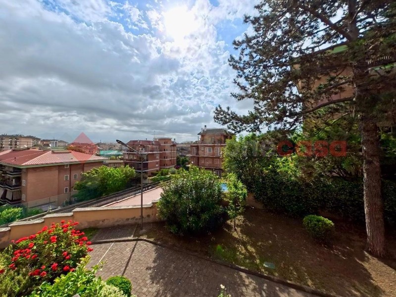 Trilocale in Affitto a Roma, 1'300&euro;, 114 m²