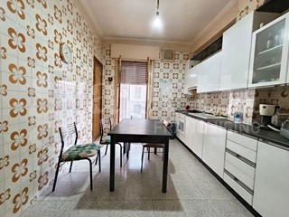 Appartamento in Vendita a Ragusa, 85'000&euro;, 103 m²