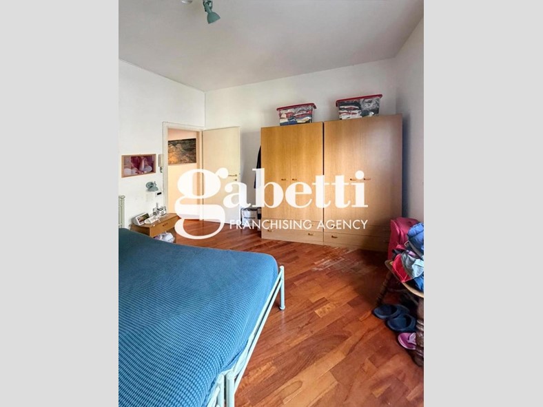 Trilocale in Vendita a Roma, 319'000&euro;, 92 m²