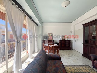 Trilocale in Affitto a Milazzo, 104 m², arredato