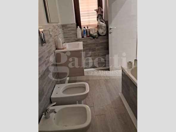 Trilocale in Vendita a Bagheria, 65'000&euro;, 100 m²