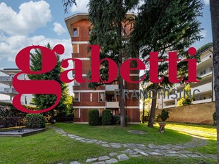 Bilocale in Vendita a Seregno, 135'000&euro;, 65 m²